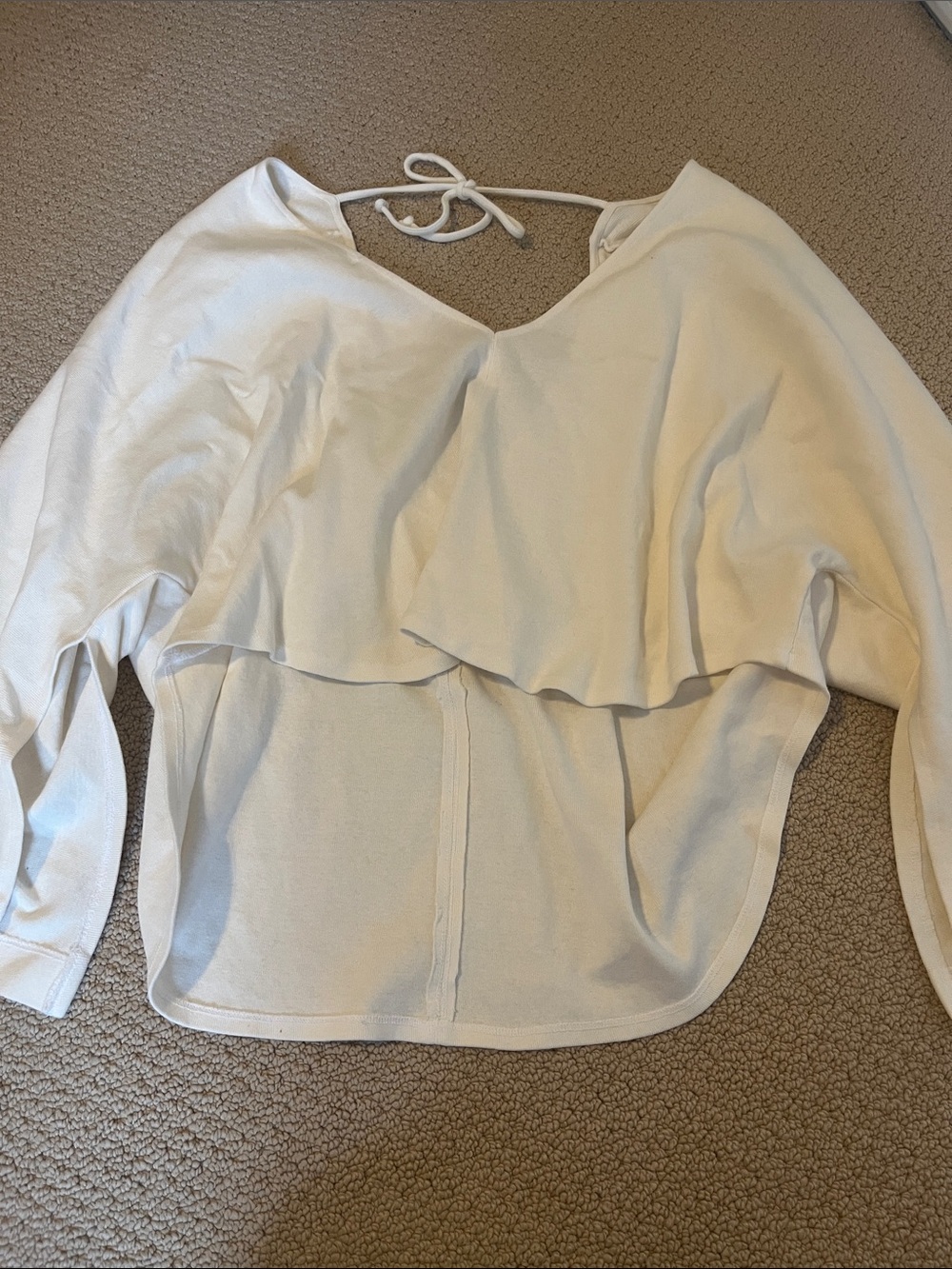 Free People Cream V-Neck Back Tie Long Sleeve Top Sweatshirt Medium